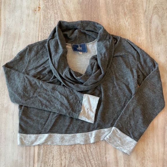 Comfy cowl crop top - Anthropologie! - Picture 4 of 8